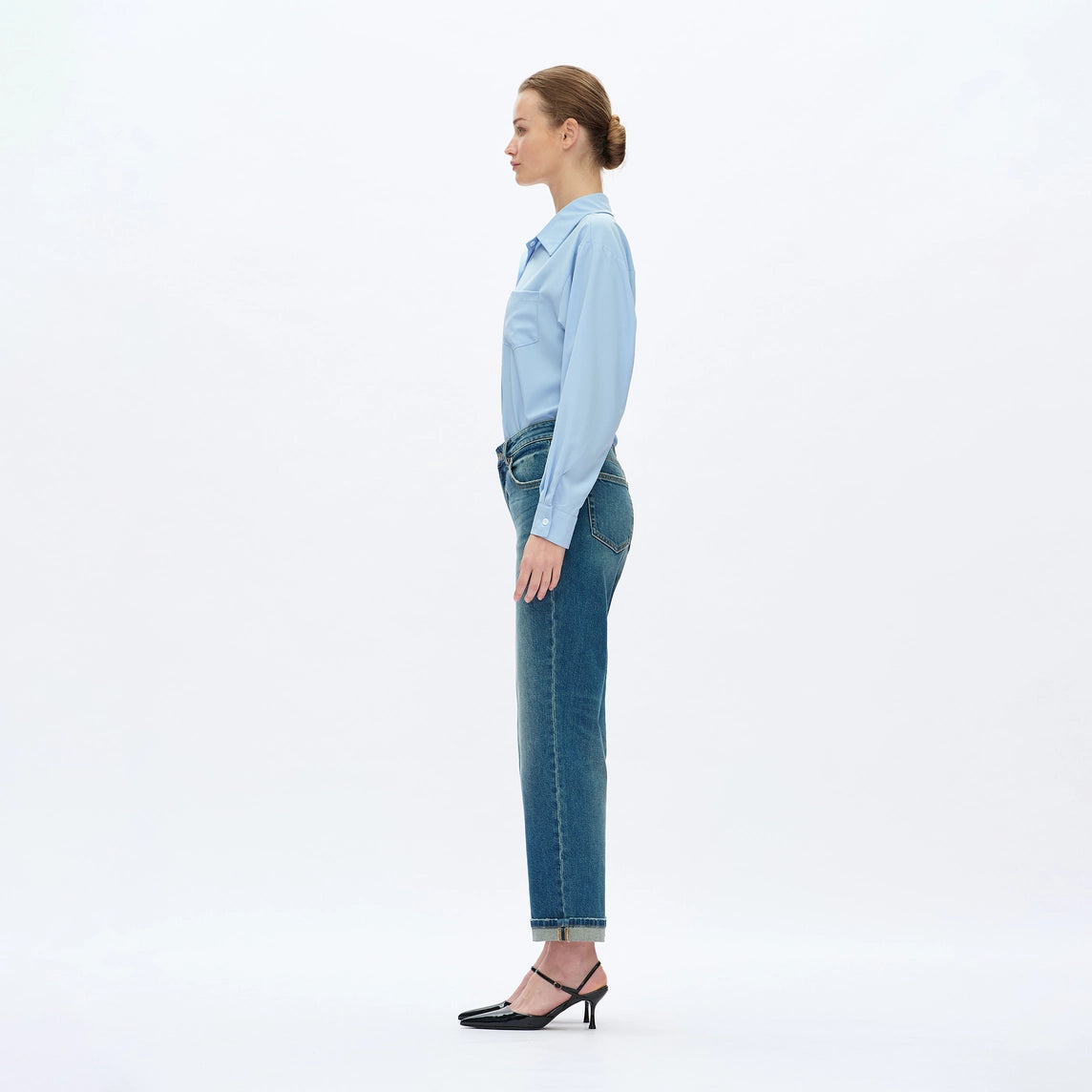 mid rise straight denim