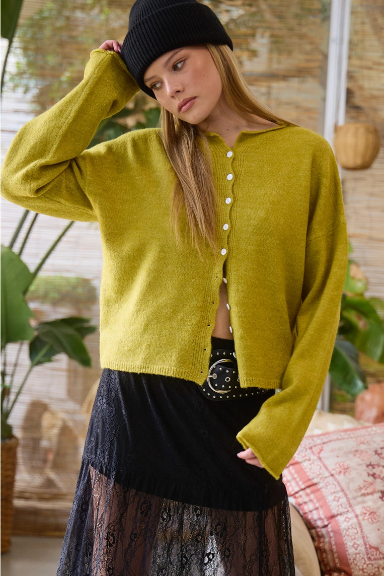 the staple cardigan pea green