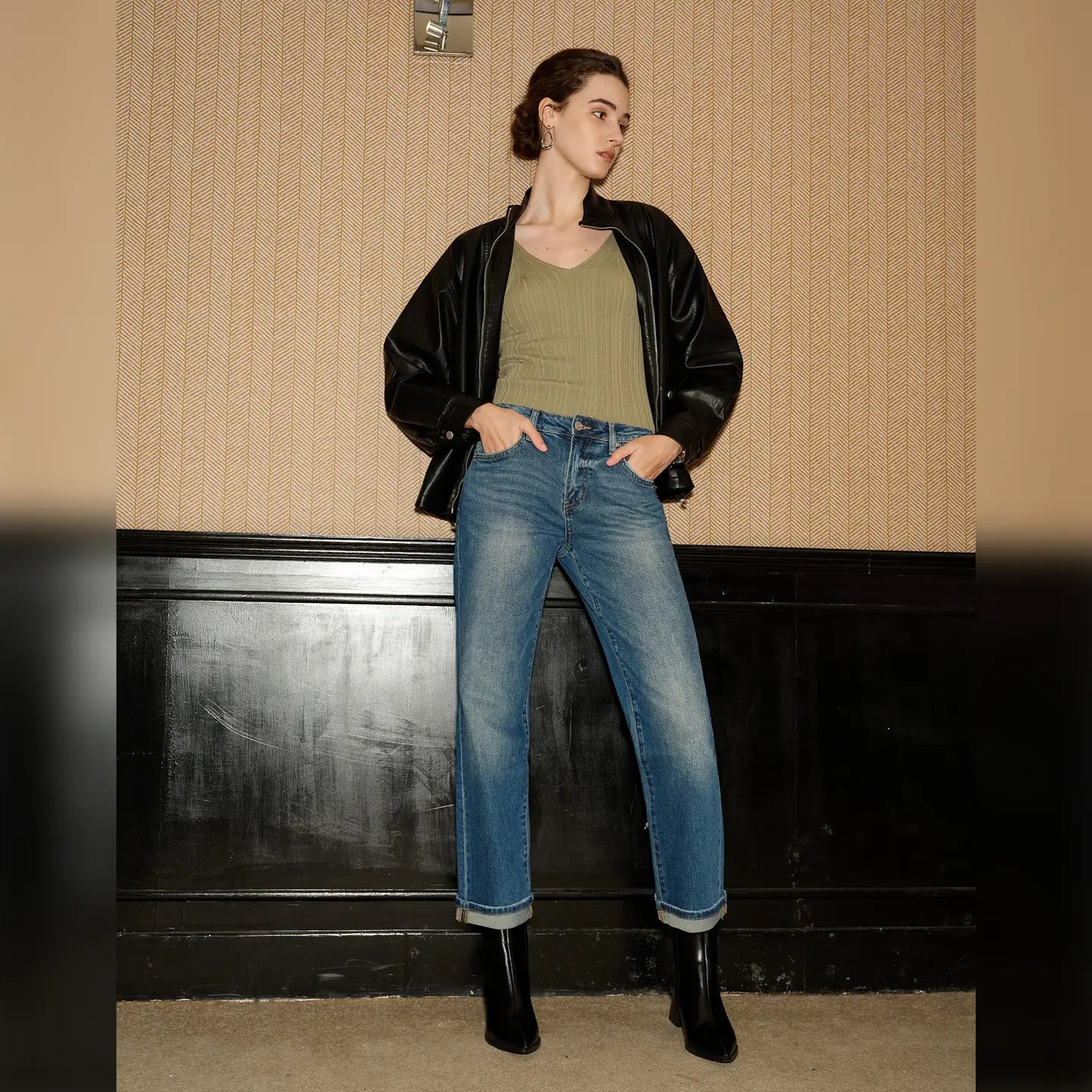 mid rise straight denim