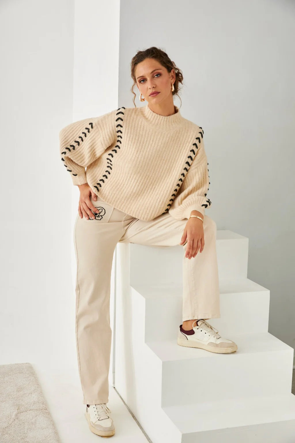 goethi cream stitched knit