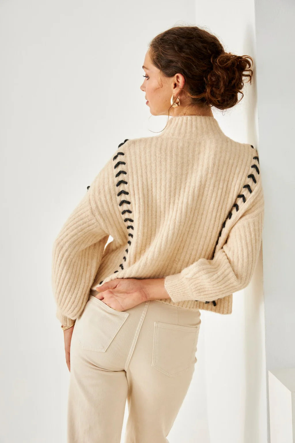 goethi cream stitched knit